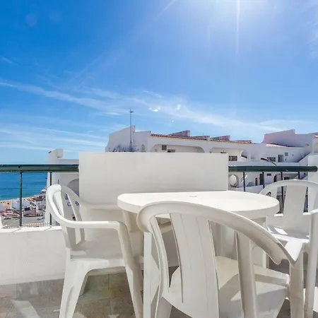 Correia * 阿尔布费拉